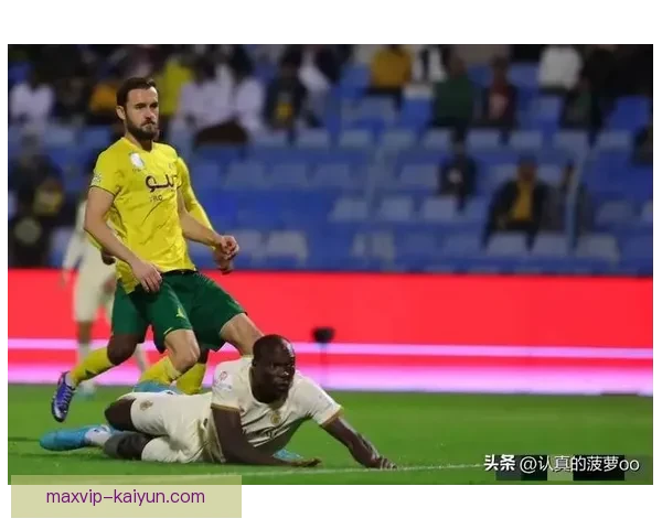 亨克转会策略引发关注，球队在市场上的走势显现出持续提升的信号。