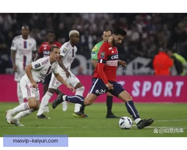 德甲吉拉西近期状态回暖，进球能力备受关注