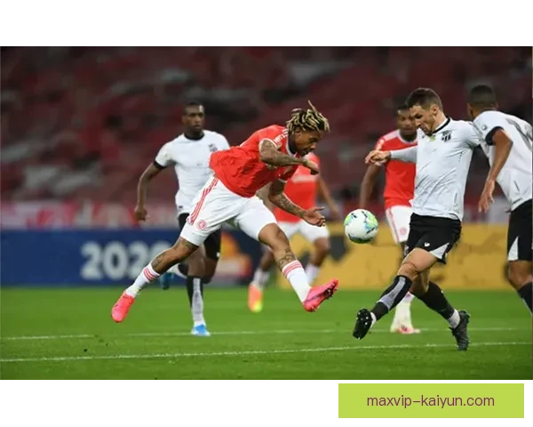 伯恩利中路渗透表现稳健，近期攻防转换效率提升