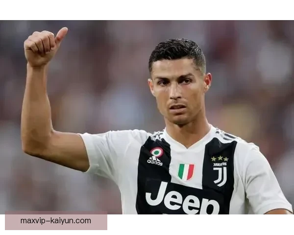 马尔蒂尼在意甲持续展现出稳定的表现，球队防线竞争力增强。