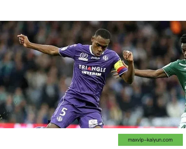 兰斯近期比赛表现稳健，攻防两端展现持续提升势头